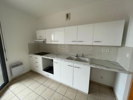 Location Appartement 5 pièces 110m² TOULOUSE 31300 - Photo 2