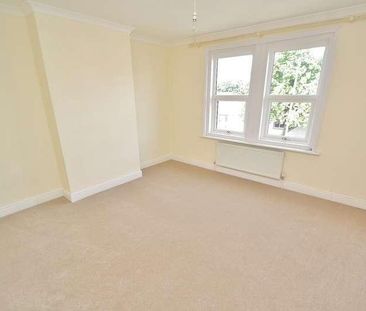 Parkstone, BH12 - Photo 4