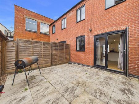 1 bedroom terraced house to rent - Photo 4