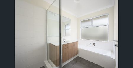 MODERN COASTAL LIVING - Photo 5