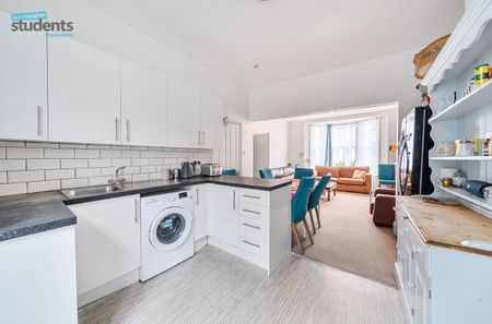 5 bedroom house to rent - Photo 2