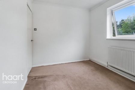 3 bedroom flat to rent - Photo 5