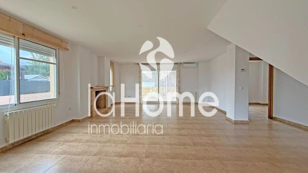 Casa o chalet de alquiler en La Conarda - Montesano - Photo 1