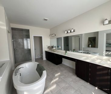 For Lease - 44 Settlers Road, Oakville, Ontario - Photo 5