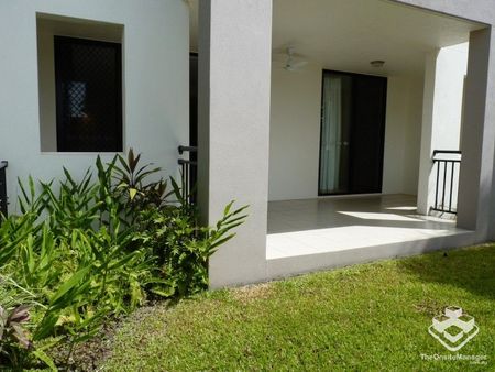 Three bedrooms, two bathrooms, ground floor apartment unit, West End, Townsville - Photo 4