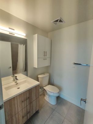 For Lease - 180 Fairview Mall Drive Unit# 606, Toronto, Ontario - Photo 1