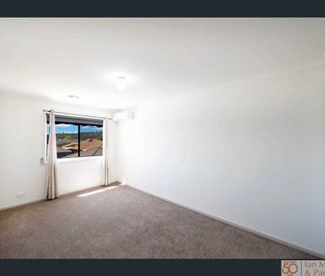 14 Glow Worm Grove, Harrison ACT 2914 - Terrace For Rent | Domain - Photo 1