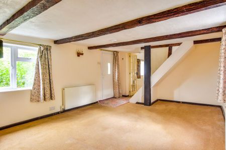 4 bedroom detached house to rent - Photo 2
