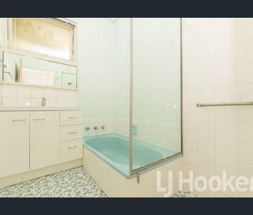 Central Living! - Photo 3