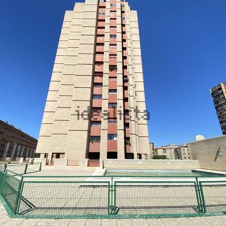 Alquiler de piso en Avenida de Sancho el Fuerte - Foto 1