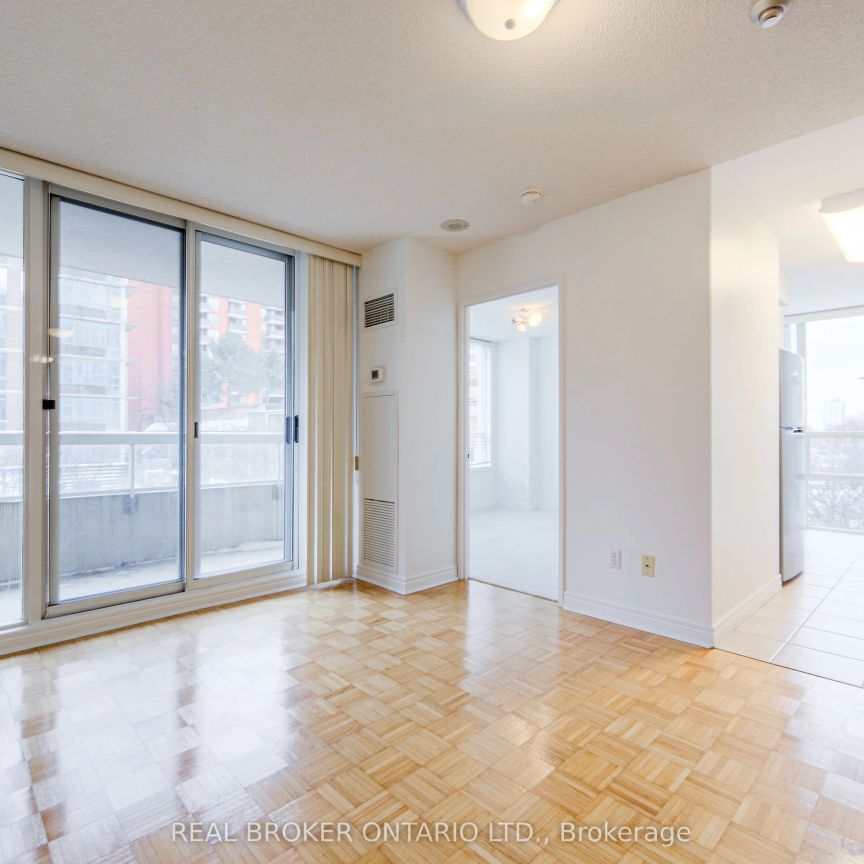 43 Eglinton Avenue E #509 - Photo 1