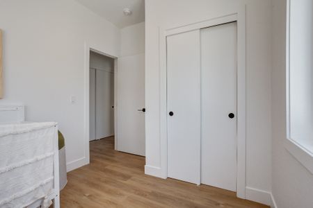 Modern 3-Bedroom Townhomes in Capitol Hill | $2,550/Month | Pet-Friendly - Photo 5