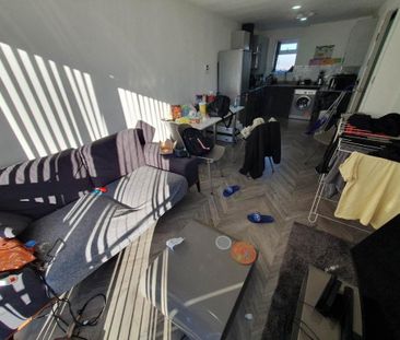 2 bedroom house to rent - Photo 2