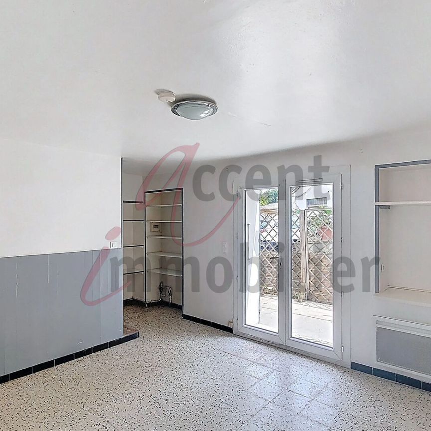 Saint-Remy : Appartement avec terrasse, garage et parking, - Photo 1