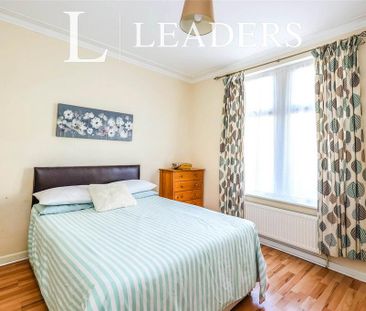 4 bedroom terraced house to rent - Photo 2