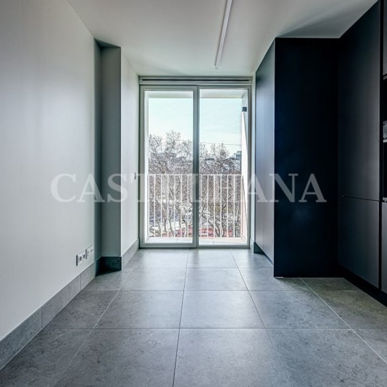 3 room luxury Flat for rent in Lisbon, Portugal - Photo 1