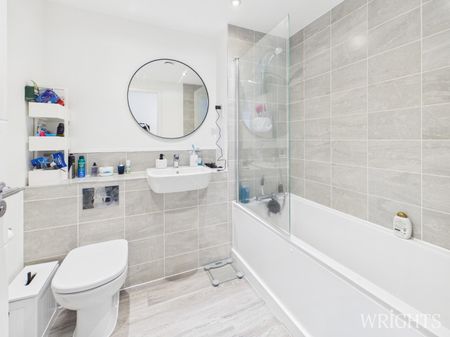 1 bedroom Apartment - Newton House, Hatfield - Photo 2