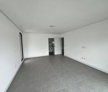Casa Com 3 Dormitórios, 275 m² - Venda por R$2.200.000ou Aluguel po... - Foto 2