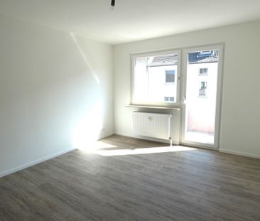 *** Großzügige 3-Zi-Wohnung mit zwei Loggien in Essen-Frohnhausen *** - Photo 4