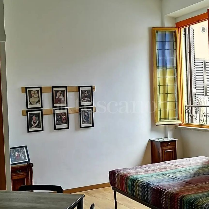 Casa in affitto - Borgo Vittorio, Roma (rif. 31/2026) - Photo 1
