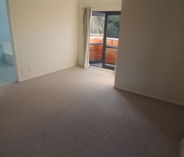 PAKURANGA 4 bedrooms family home - Photo 4