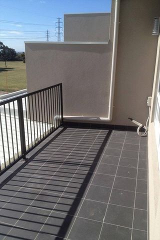 Modern & Stylish Two-Storey Living - Photo 4