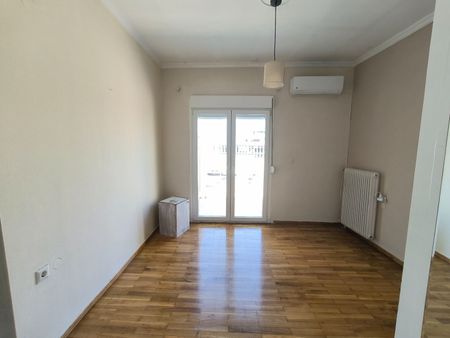 Studio/Γκαρσονιέρα για ενοικίαση Τριών Ναυάρχων - Άγιος Ανδρέας (Πάτρα) - Φωτογραφία 4