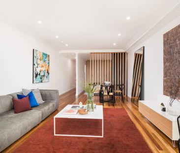 Sleek One Bedroom Apartment - Photo 3