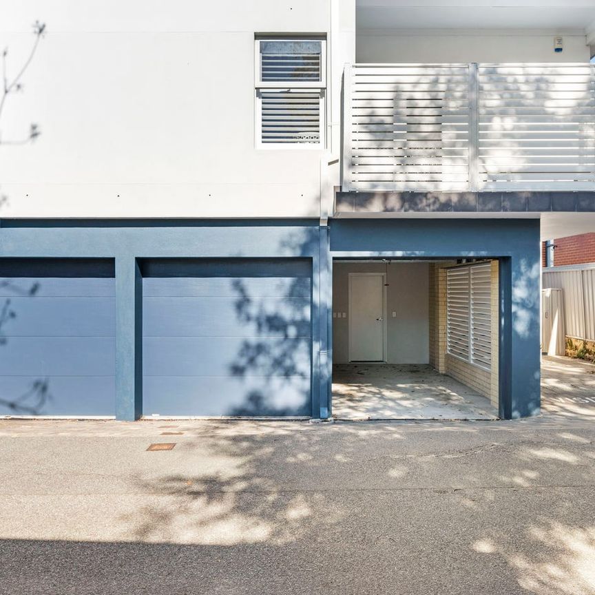 Modern Comfort Meets Effortless Living - Photo 1