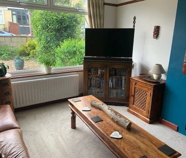 A most wonderful 3 bedroom family home in the ever popular area of ... - Photo 2