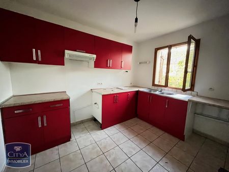 Location Maison 4 pièces 94m² LA CHAPELLE ST URSIN 18570 - Photo 5