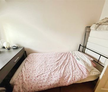 3 bedroom house to rent Thorne Road, WV13 - Photo 4