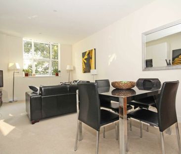 Bromyard Avenue - Photo 6