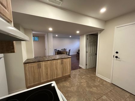 For Lease - 36 Aurora Heights Drive, Aurora, Ontario - Photo 3