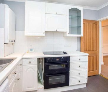 2 bedroom maisonette to rent - Photo 5