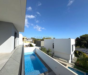 House T4 in Alcabideche, Cascais - Photo 5