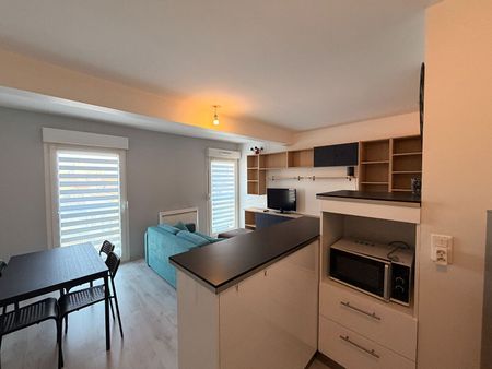 Location Appartement 2 pièces 47m² - Photo 2