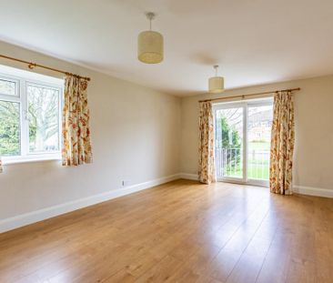 2 bedroom maisonette to rent - Photo 1