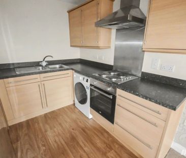 St. Michaels View, Widnes, WA8 8GX - Photo 5