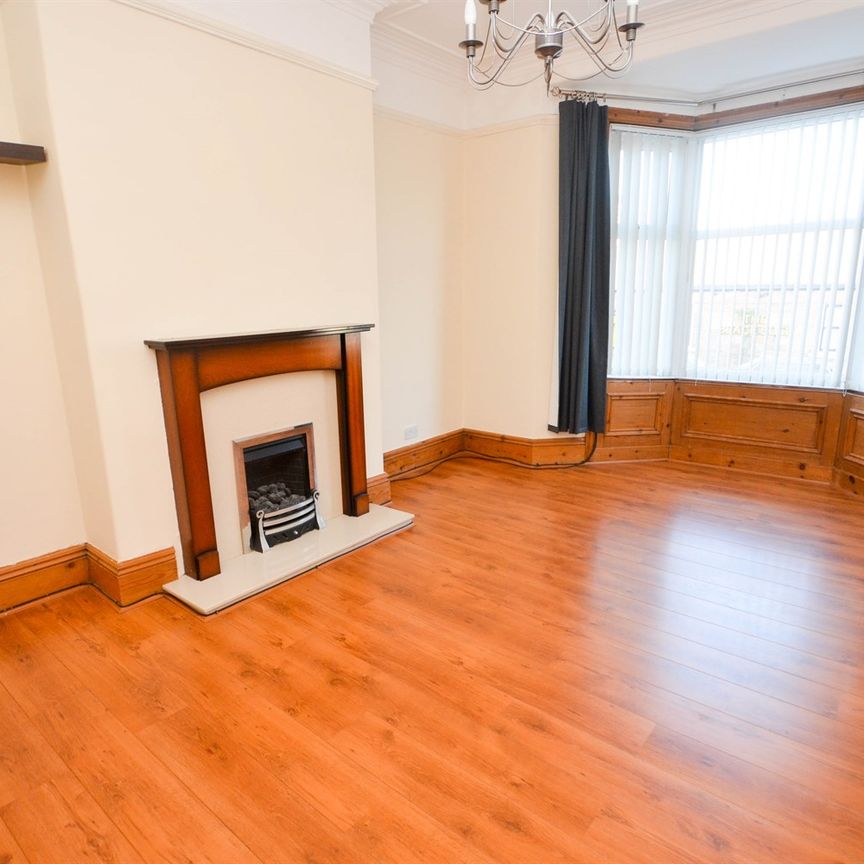 2 bed flat to rent in Front Street, East Boldon, NE36 - Photo 1