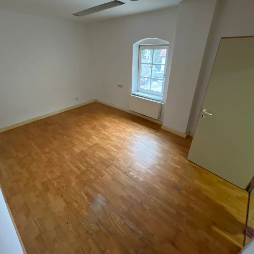 Geräumige 3-Zimmer-Wohnung im Zentrum von Ried - Photo 1