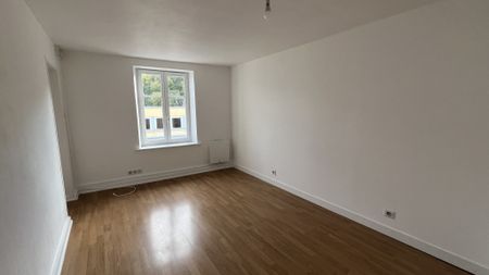 Location Appartement 2 pièces 40m² REMIREMONT 88200 - Photo 4