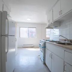 1 room apartment of 50m² in Montreal - Photo 2