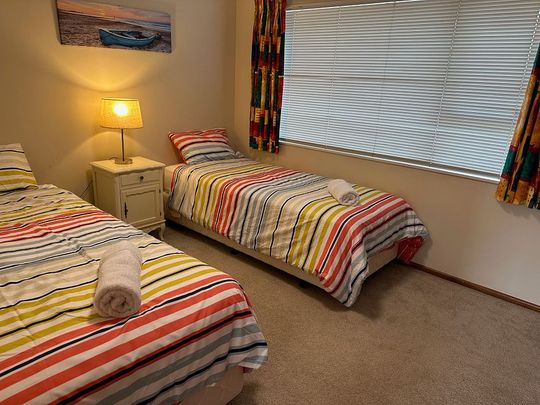 Fully Furnished Country Retreat - Photo 1