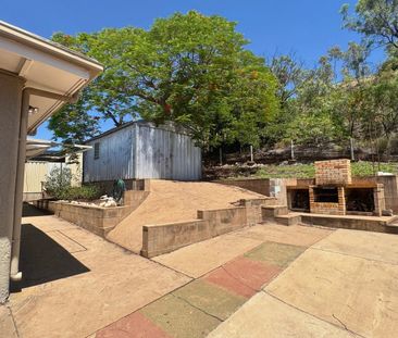 Leila - You Got Me On Your Knees... - Photo 2