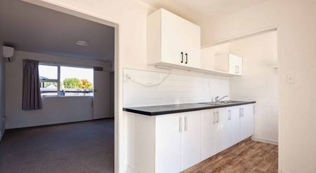 Spreydon, 2 Bedroom Home plus Office/Nursery - Photo 2