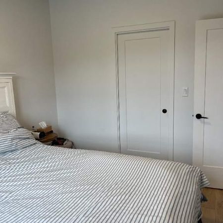 Grand 3 1/2 Mont-St-Hilaire 884pi2 - Photo 3