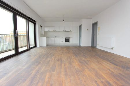 CENTRAAL GELEGEN APPARTEMENT MET 2 SLAAPKAMERS EN TERRAS - Foto 2