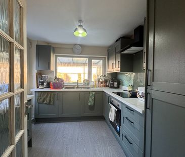 3 Bed Detached House, Swenson Avenue, NG7 - Photo 6