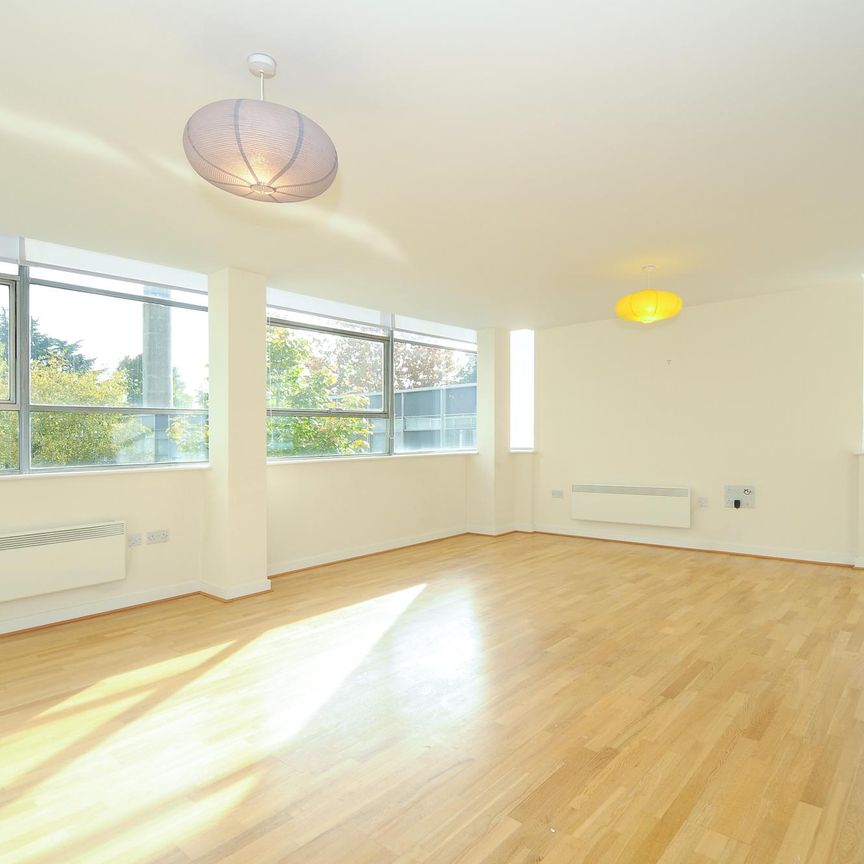 2 bedroom apartment to rent Wakely Court, Newsom Place, St. Albans, AL1 - Photo 1
